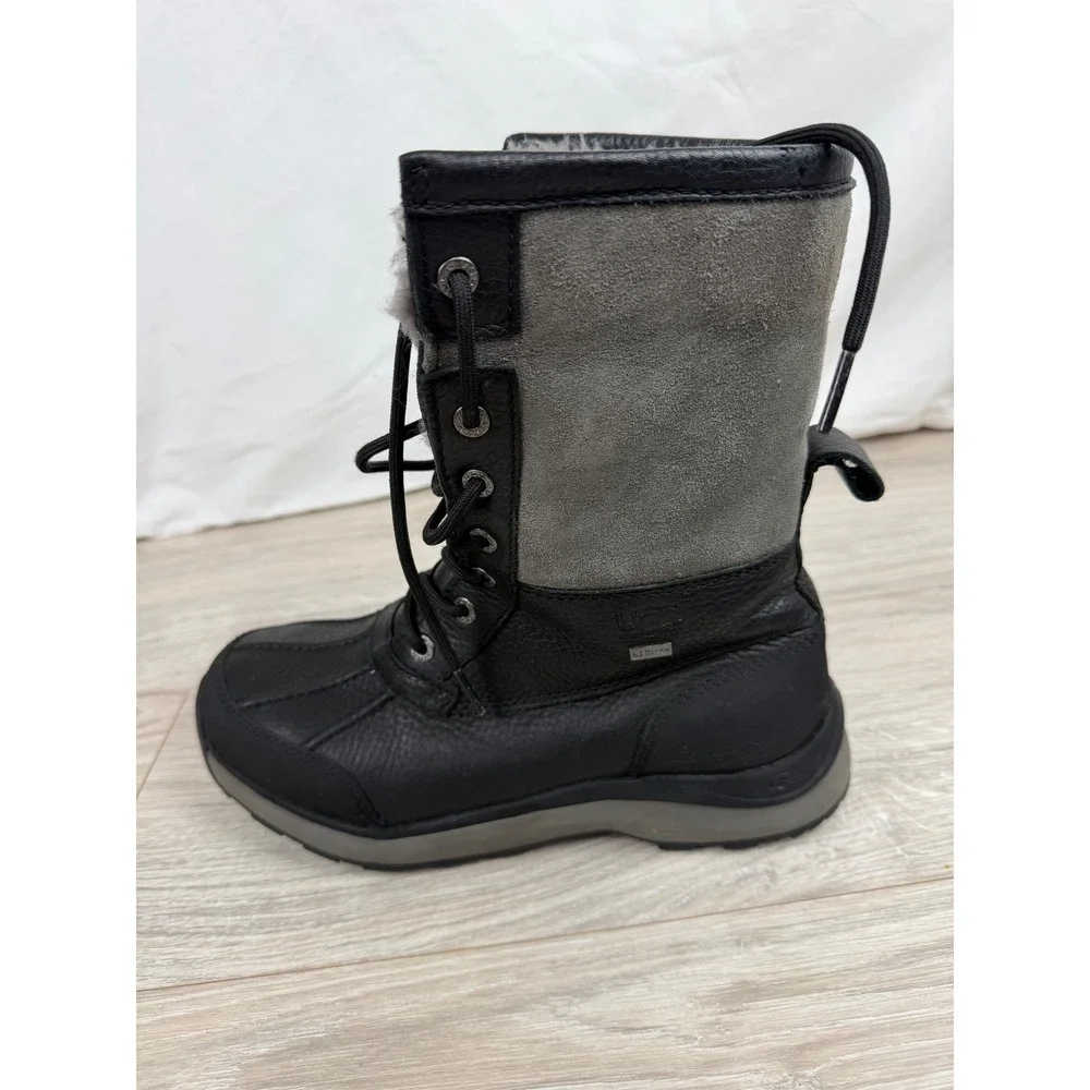 UGG Adirondack III Waterproof Boots Black Grey Leather Sheepskin‎ Size 8.5